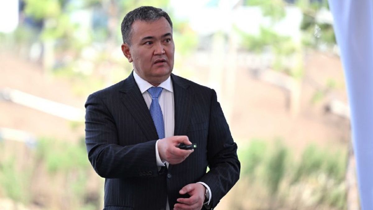 Женис Касымбек