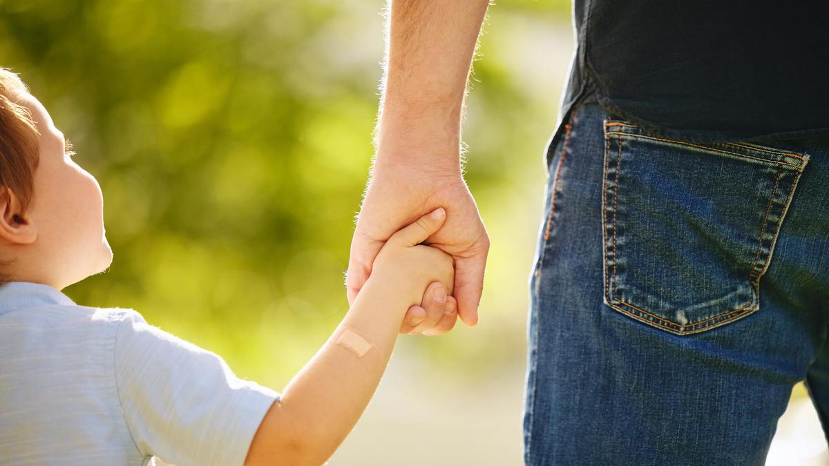 Ребенок с отцом