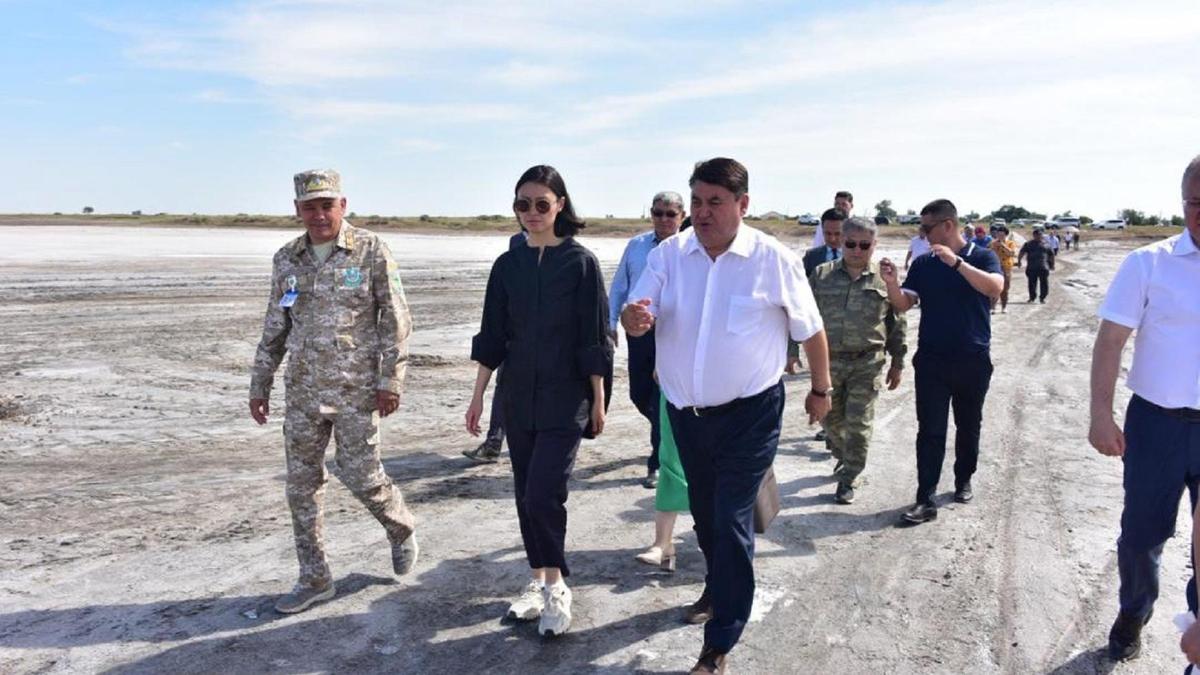 Зүлфия Сүлейменова Коряковка көліне барды Зүлфия Сүлейменова Коряковка көліне барды
