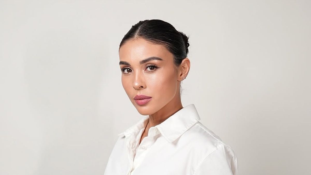 Динара Султан