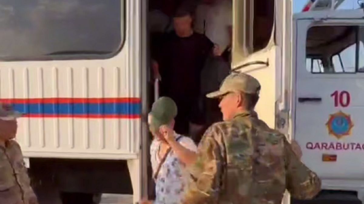 Эвакуация пассажиров автобуса