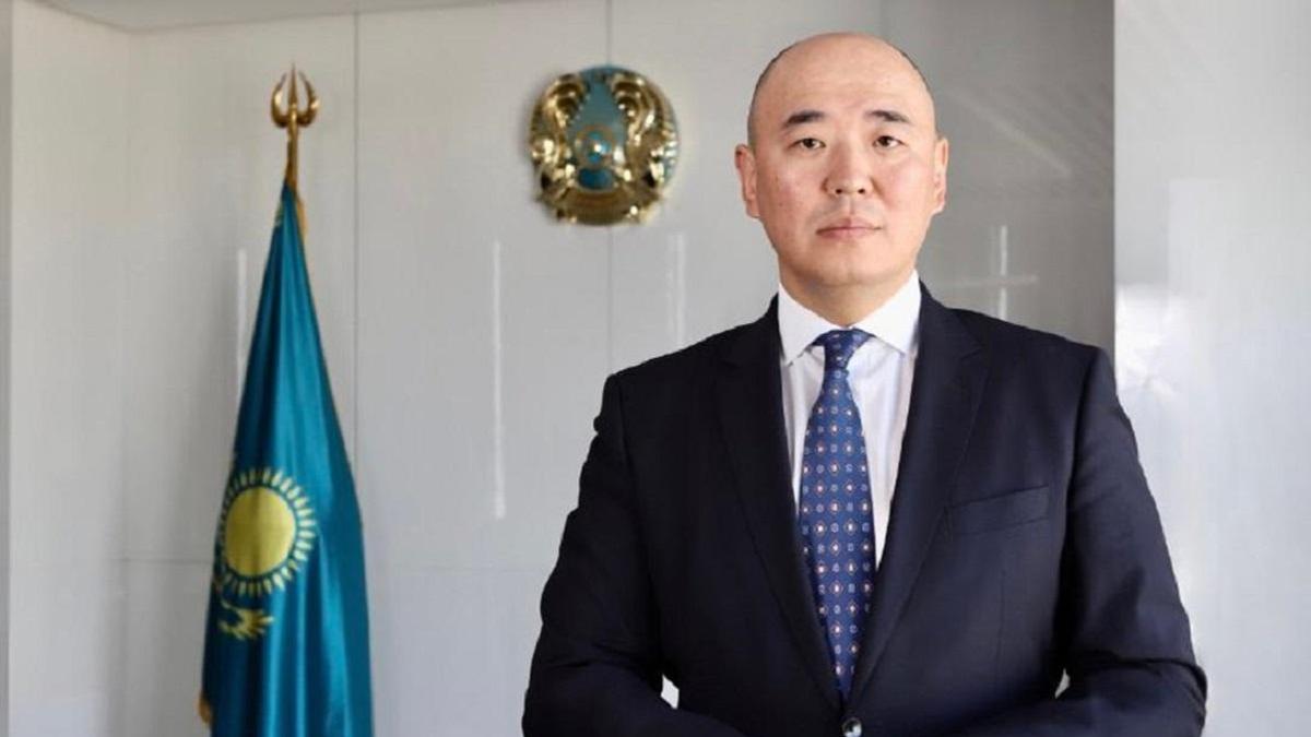 Канат Шарлапаев Канат Шарлапаев