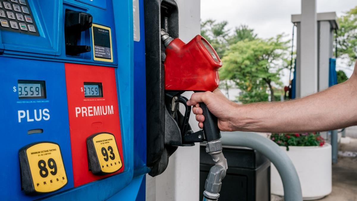 Пистолет для заправки авто