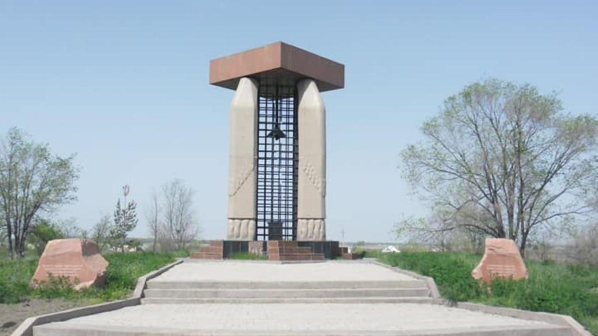 Жаңалық ауылындағы мемориалдық кешен Жаңалық ауылындағы мемориалдық кешен