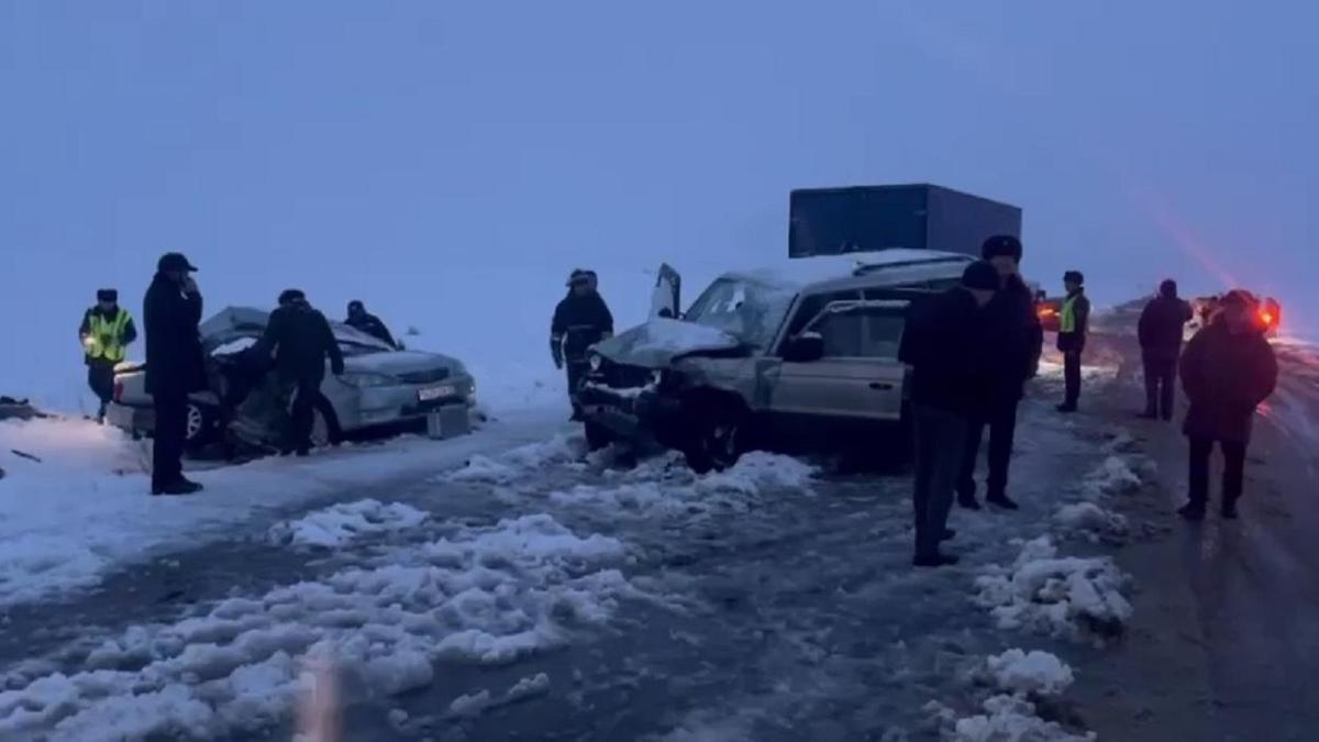 Автомобили попали в аварию