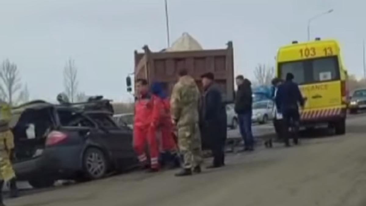 Автомобиль попал в аварию