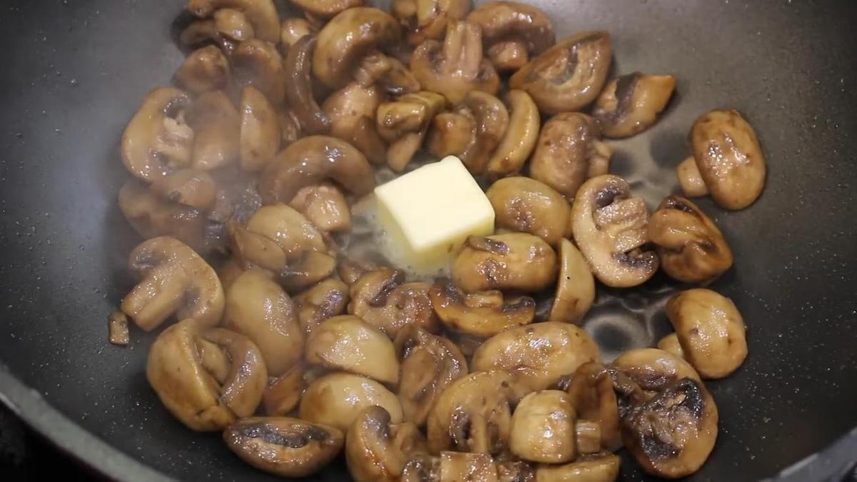 Добавление сливочного масла