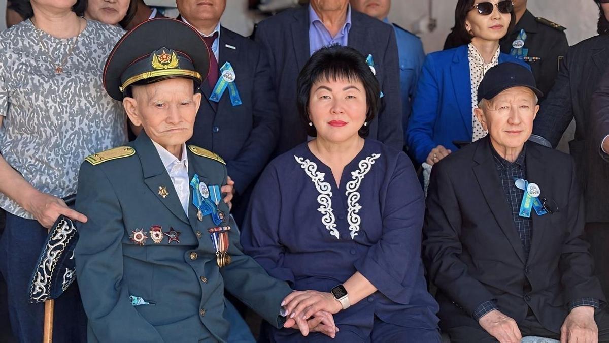 Семья Закена Курманкожанова