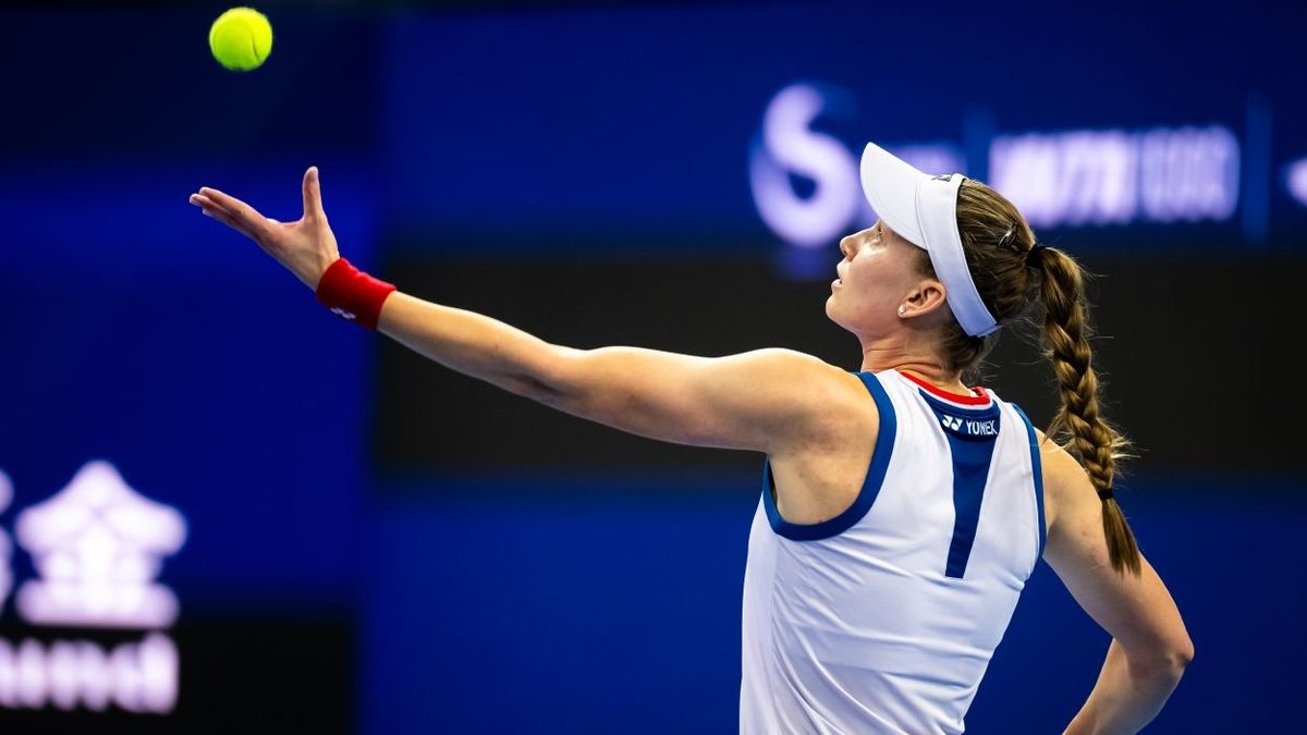 Елена Рыбакина