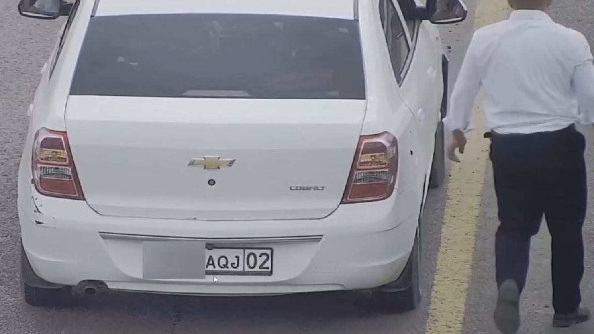 Автомобиль