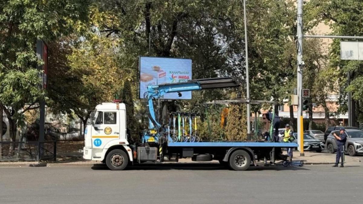Электросамокаты на эвакуаторе