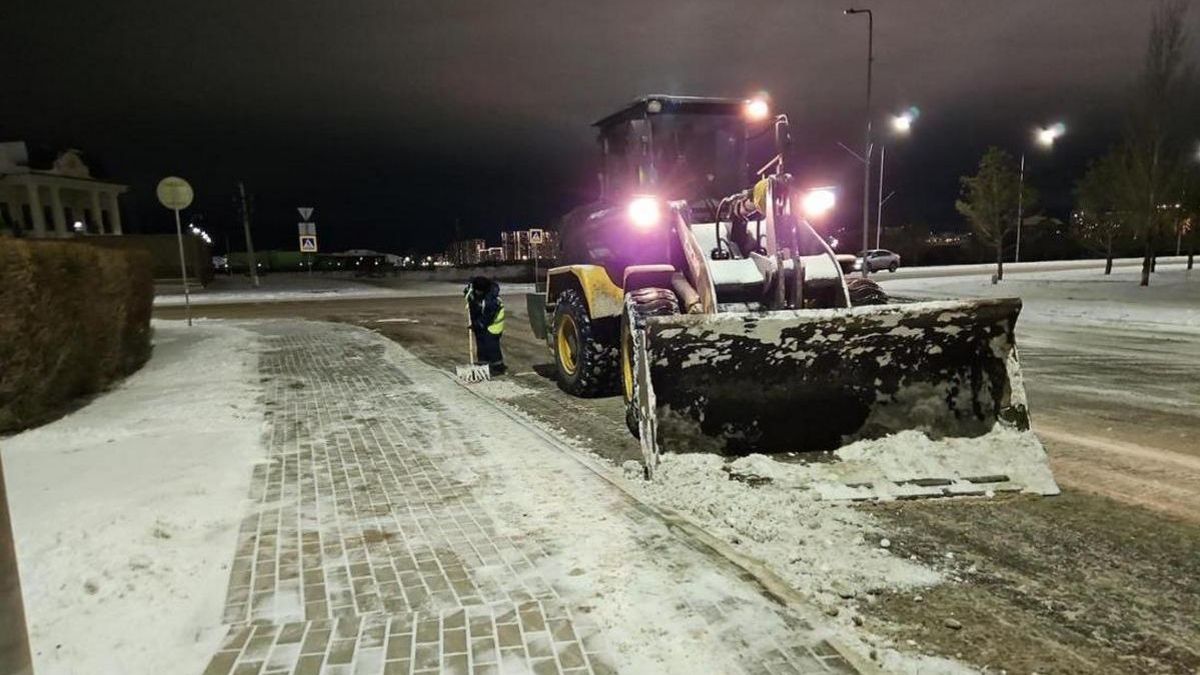 Уборка снега в Астане