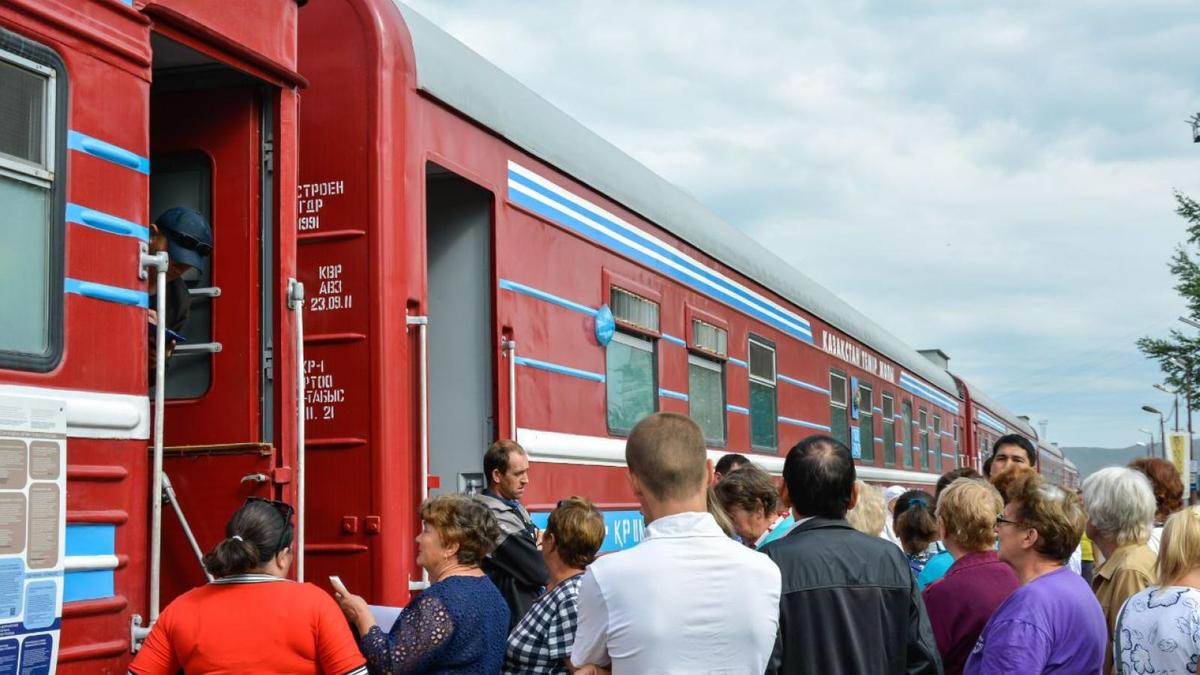 халыққа тегін медициналық көмек көрсеткен «Медициналық пойыздар» халыққа тегін медициналық көмек көрсеткен «Медициналық пойыздар»