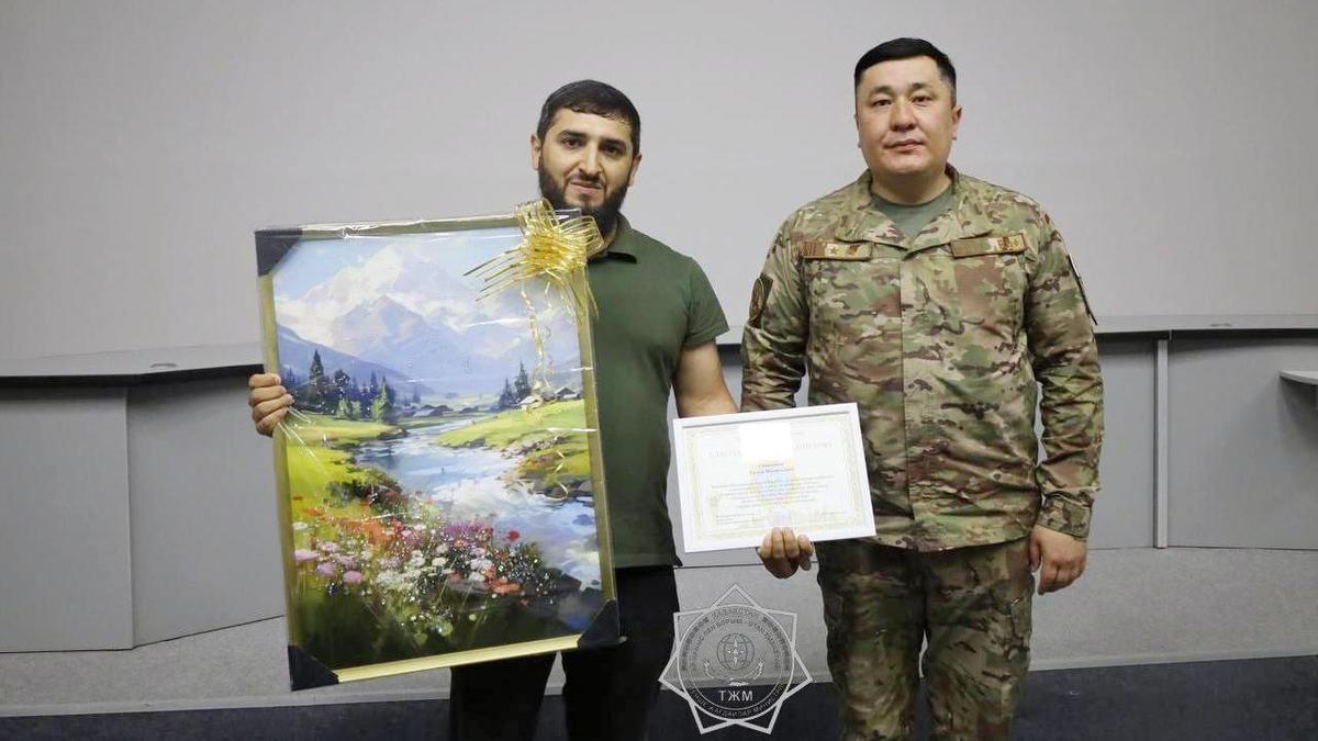 Эльнур Сафаров Эльнур Сафаров