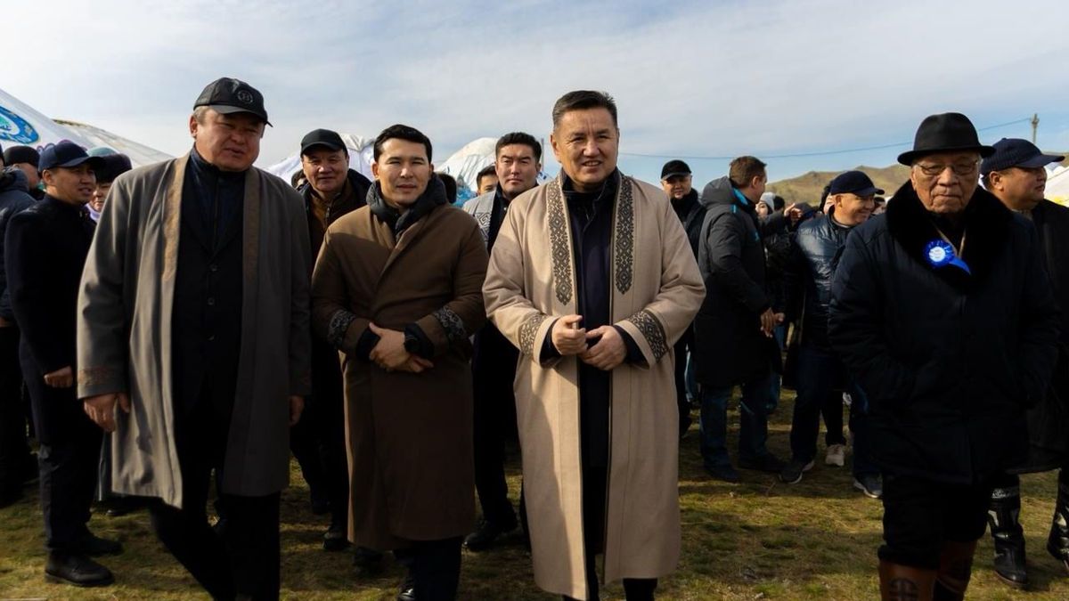 Аким ВКО Нурымбет Сактаганов во время мероприятия