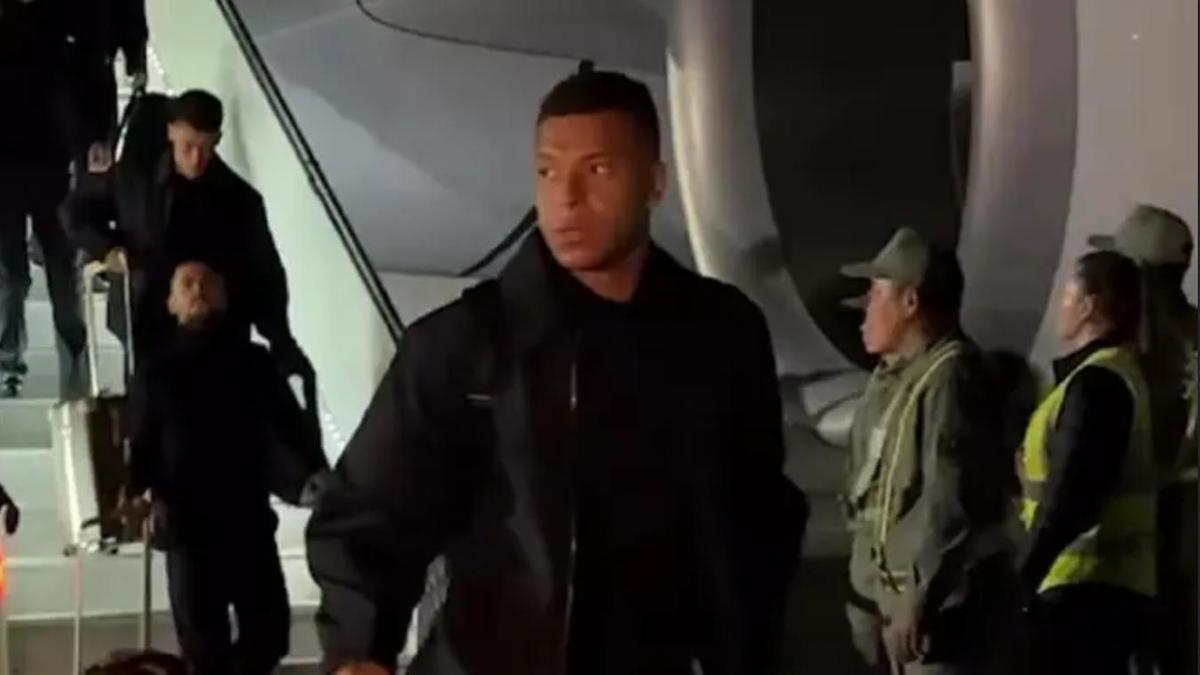 Порно лесбиянки сперму бір-біріне