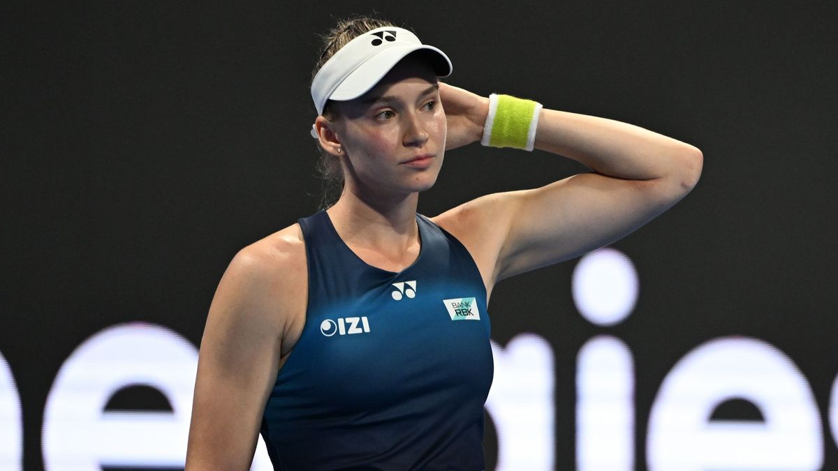 Казахстанская теннисистка Елена Рыбакина