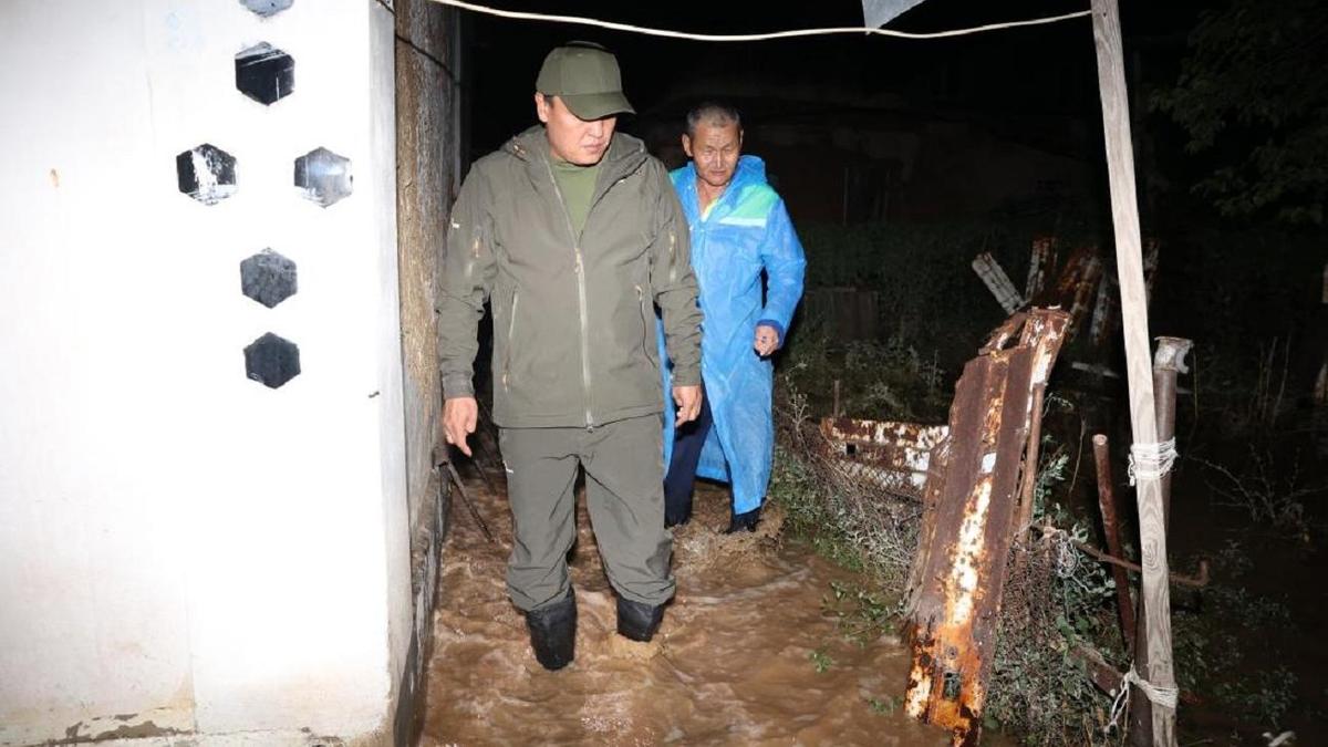 Ербол Қарашөкевв Жаңатас қаласында Ербол Қарашөкевв Жаңатас қаласында