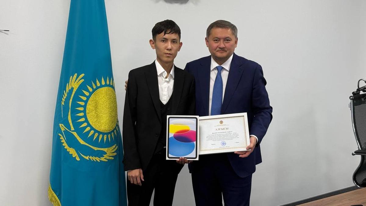 Саясат Нұрбек пен Жәнібек Әбілхан Саясат Нұрбек пен Жәнібек Әбілхан