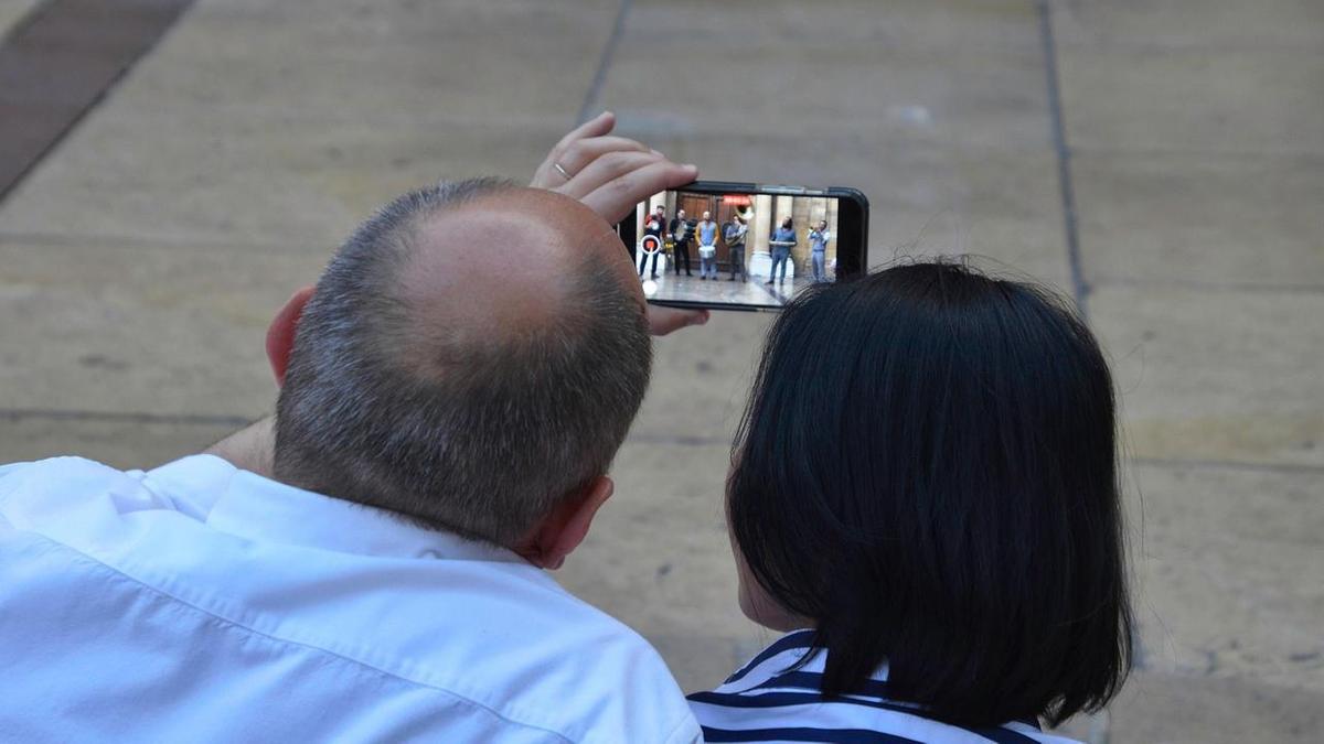 Видео на телефоне