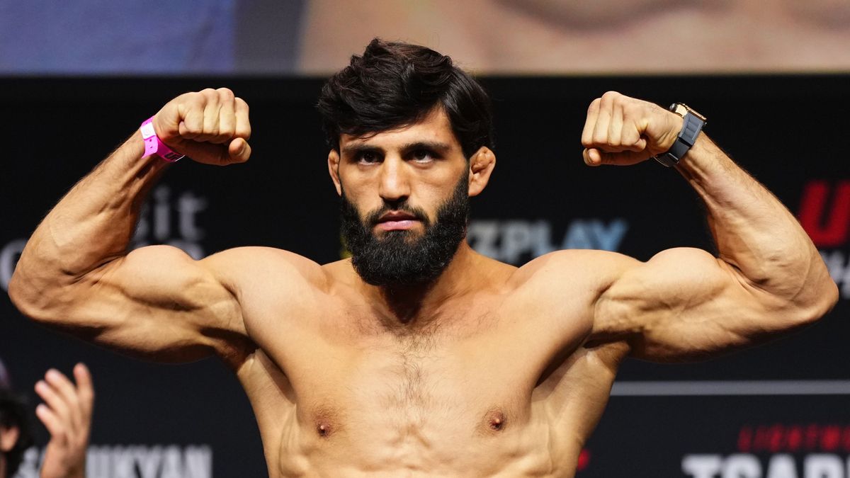 Армянский боец ММА Арман Царукян