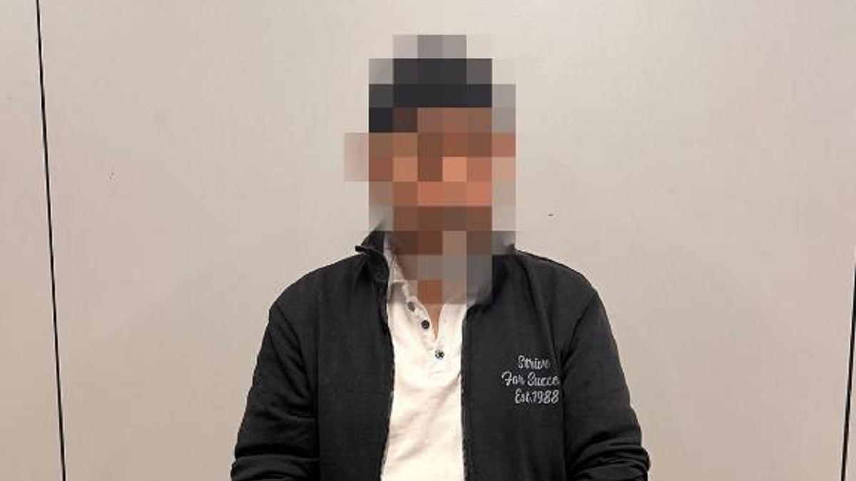 Задержанный мужчина