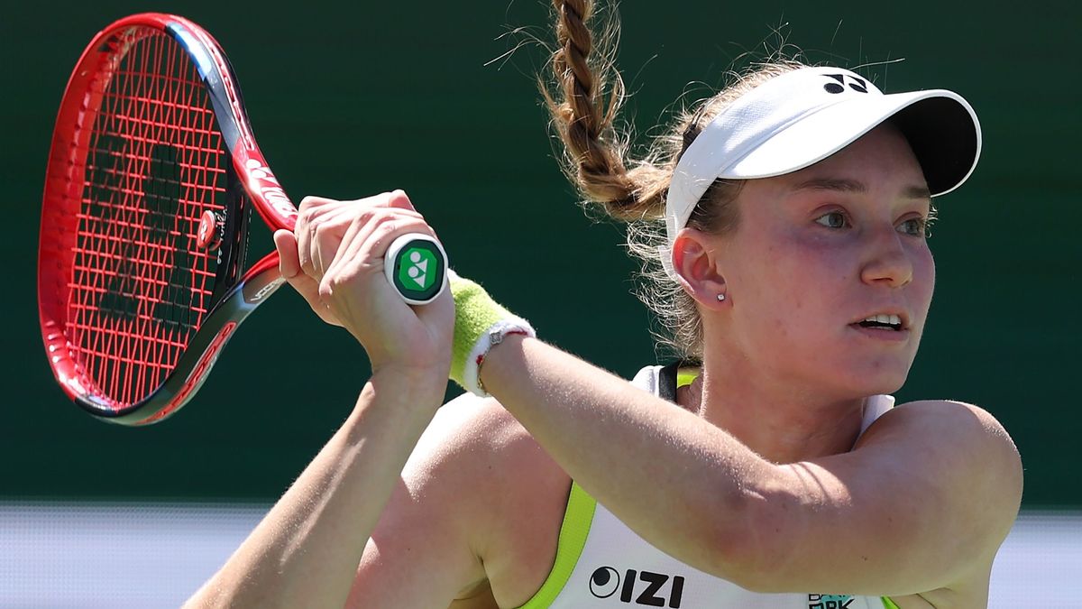 Казахстанская теннисистка Елена Рыбакина