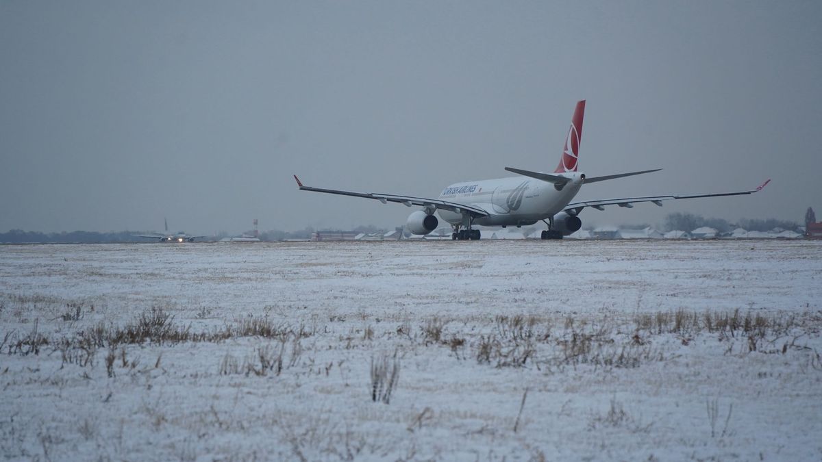 Аэропорт Алматы