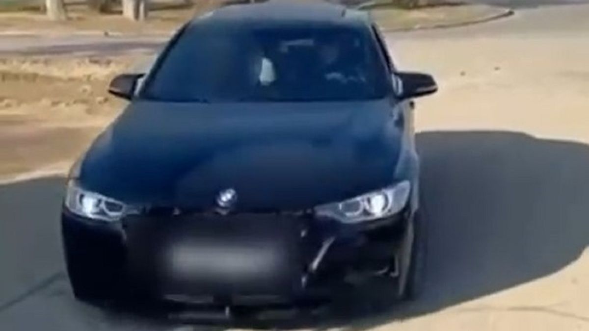 Автомобиль