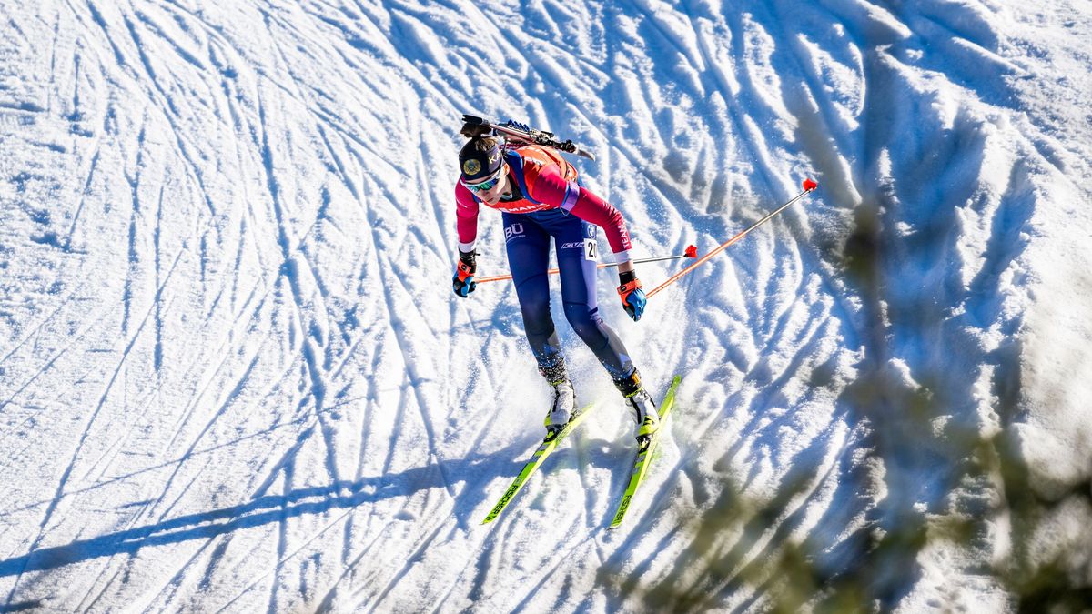 Казахстанская биатлонистка Милана Генева