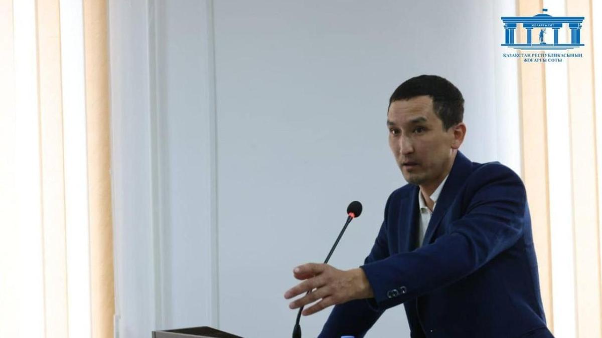 Отец Шерзата Болата в суде Отец Шерзата Болата в суде