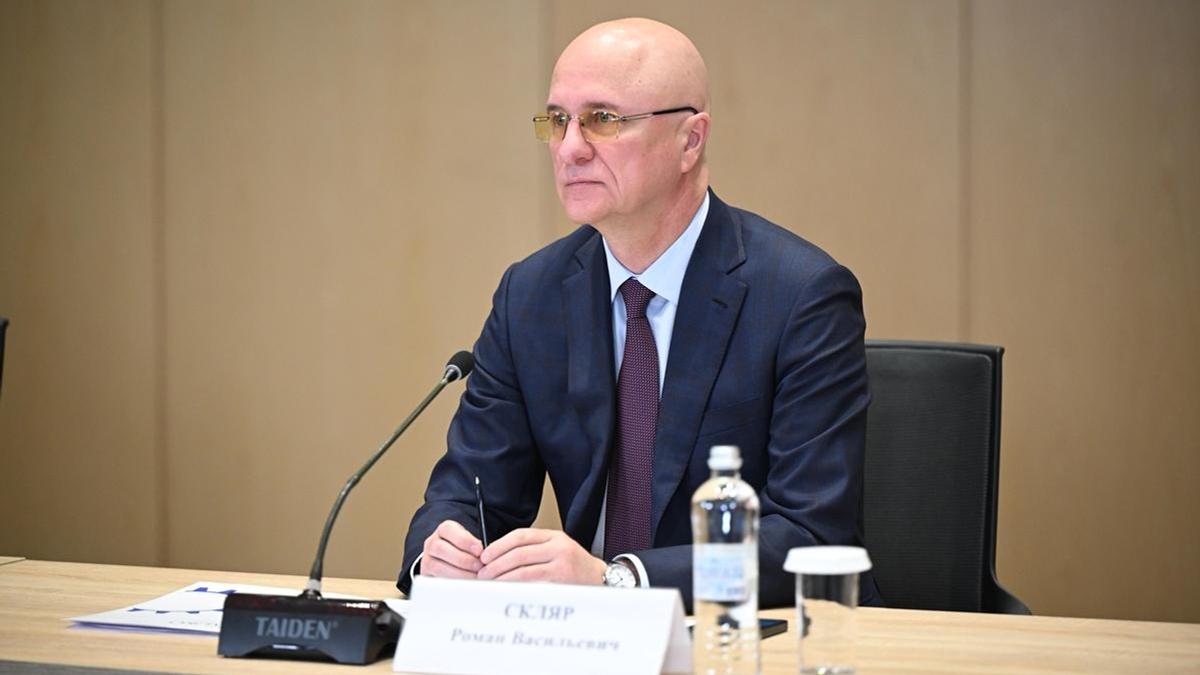 Роман Скляр