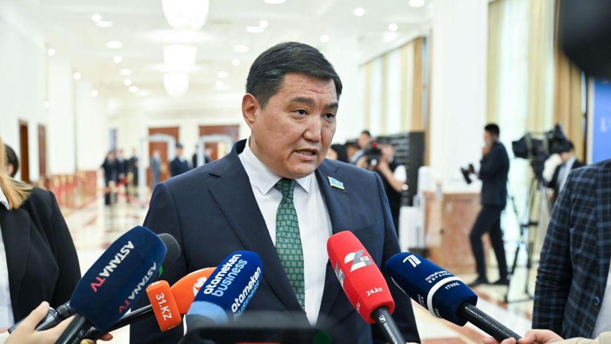 Бақытжан Базарбек