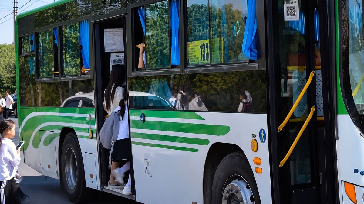 Давка в автобусах