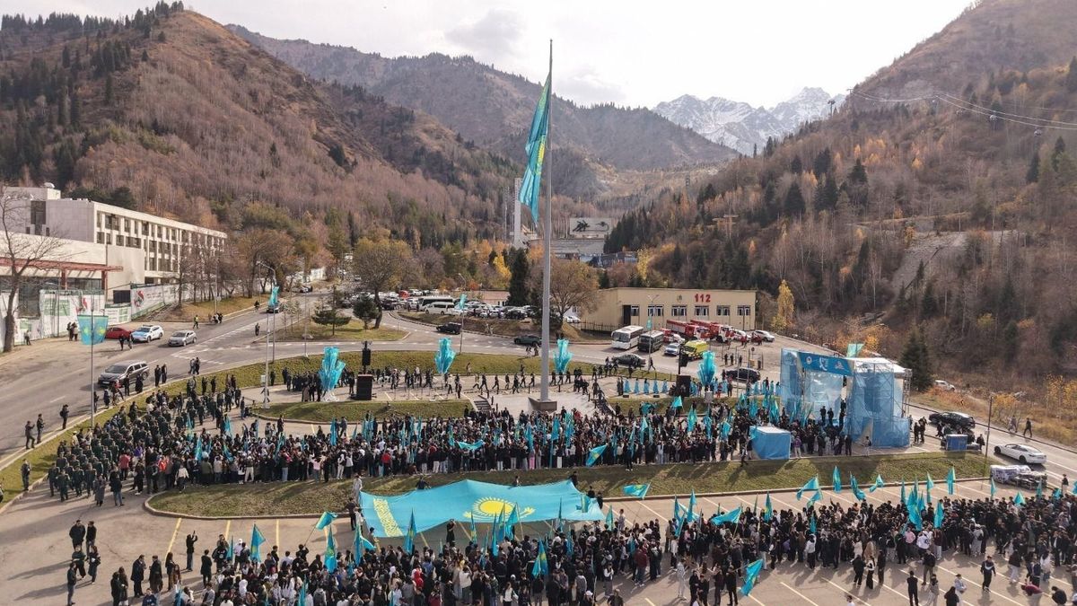 Празднование Дня Республики в Алматы