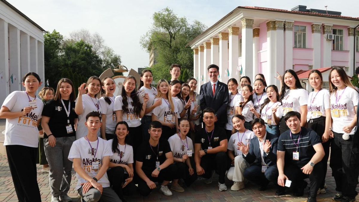 Хакатон ANaMed AI Challenge