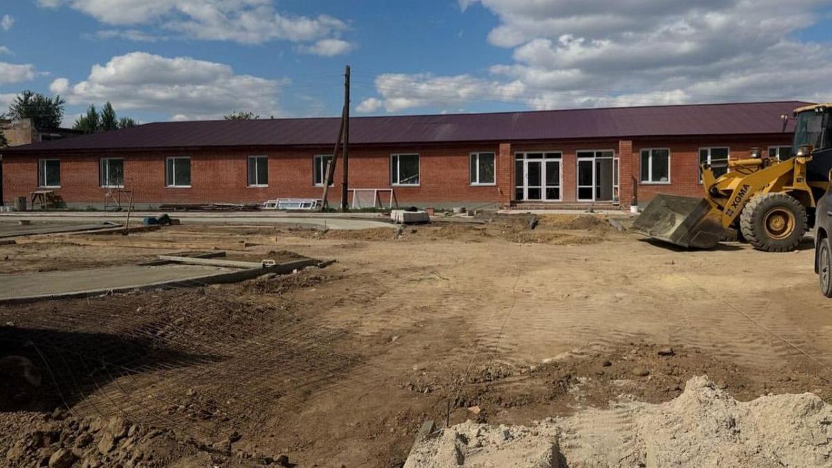 Школа на 100 мест строится в селе Бирсуат Школа на 100 мест строится в селе Бирсуат