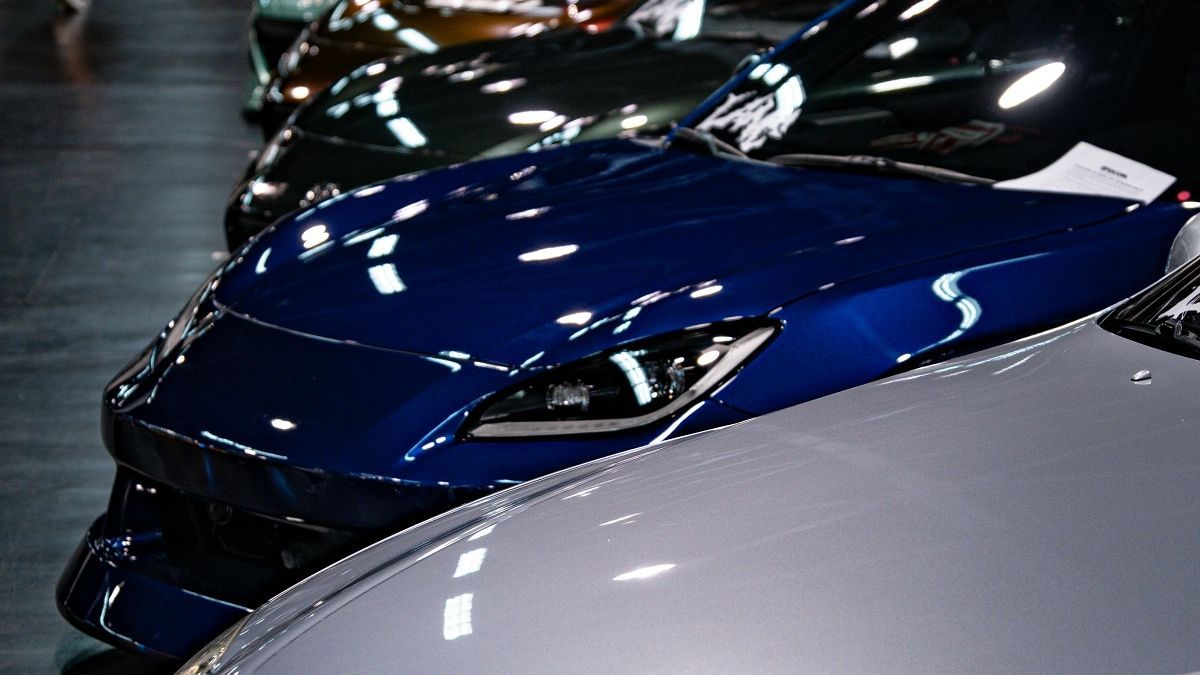 Автомобили