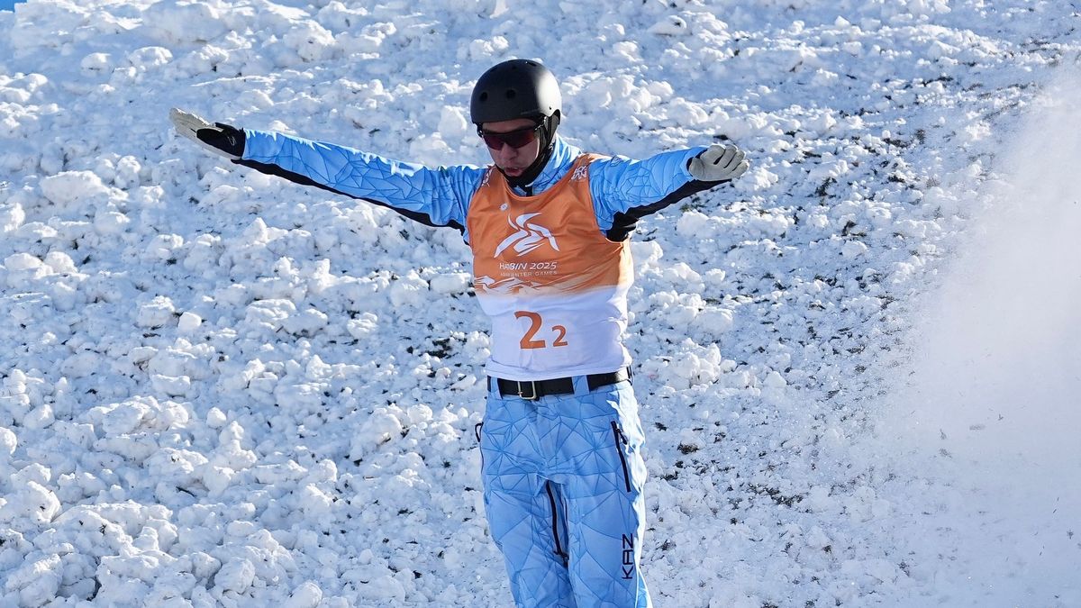 Казахстанский фристайлист Шерзод Хаширбаев