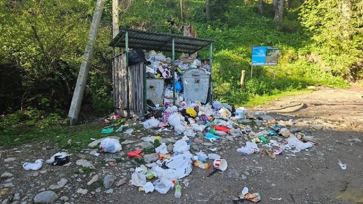 Мусор на плато Кок-Жайляу