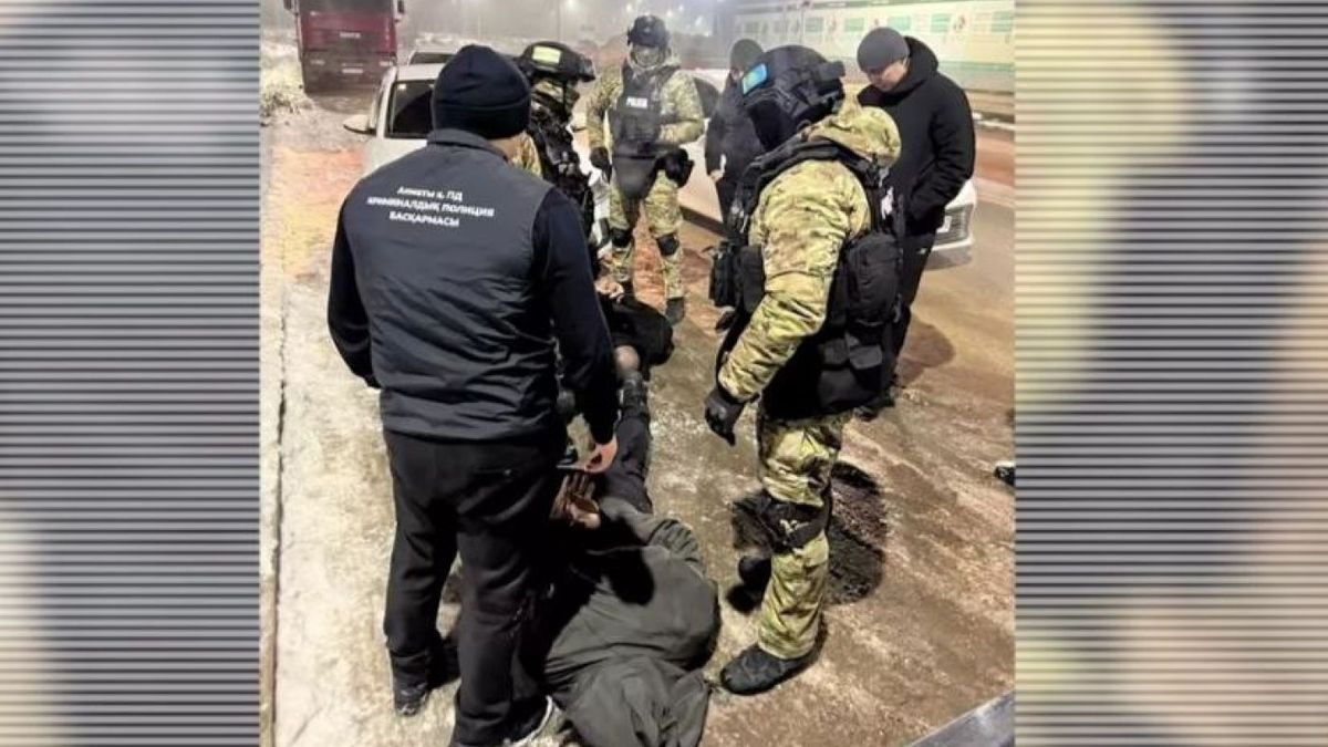 Задержание подозреваемых в квартирных кражах в Алматы