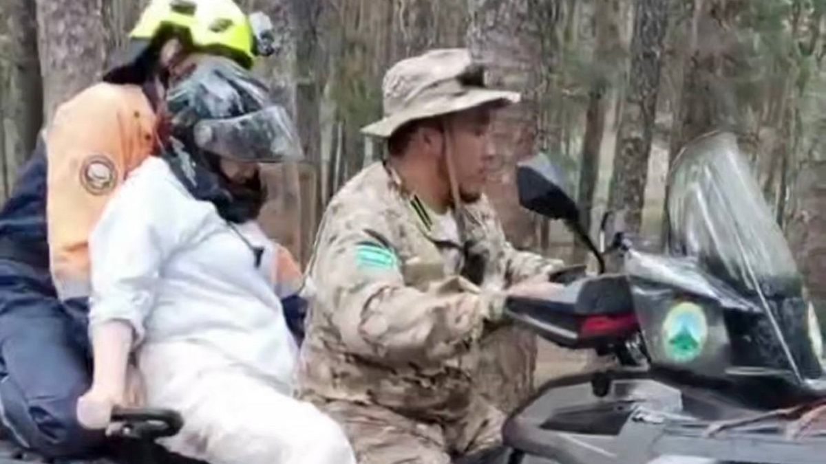 Две туристки отправились в горы