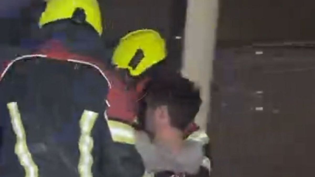 Эвакуация жильцов многоэтажки