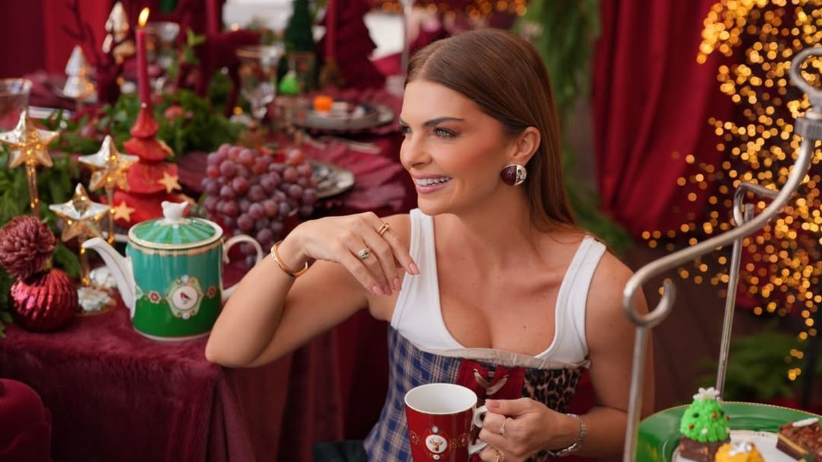 Пелин Карахан