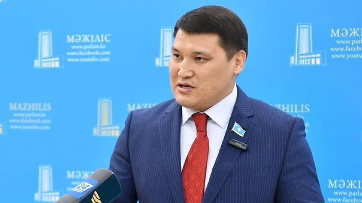 Руслан Берденов Руслан Берденов