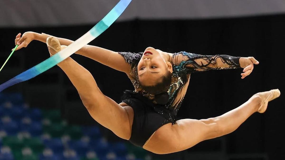 Казахстанская гимнастка Айбота Ертайкызы