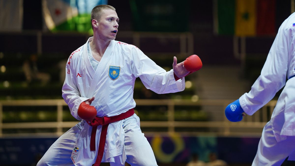 Казахстанский каратист Никита Тарнакин