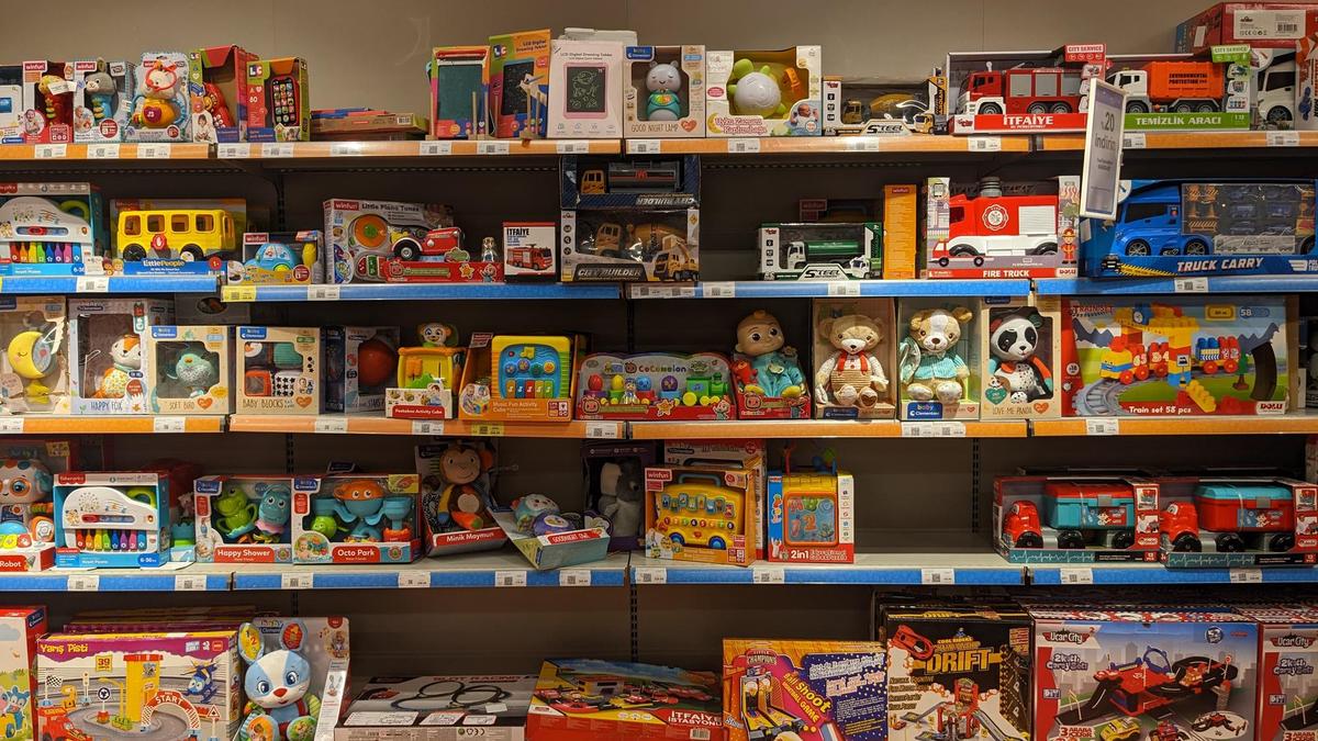 Магазин игрушек