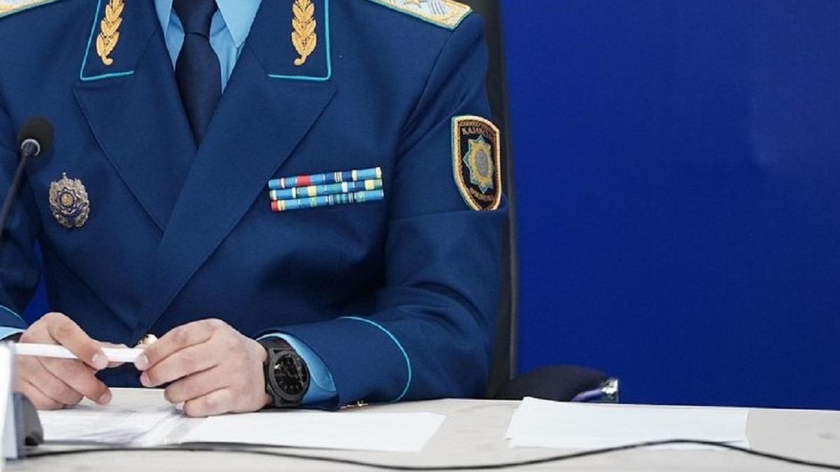 Прокурор в форме