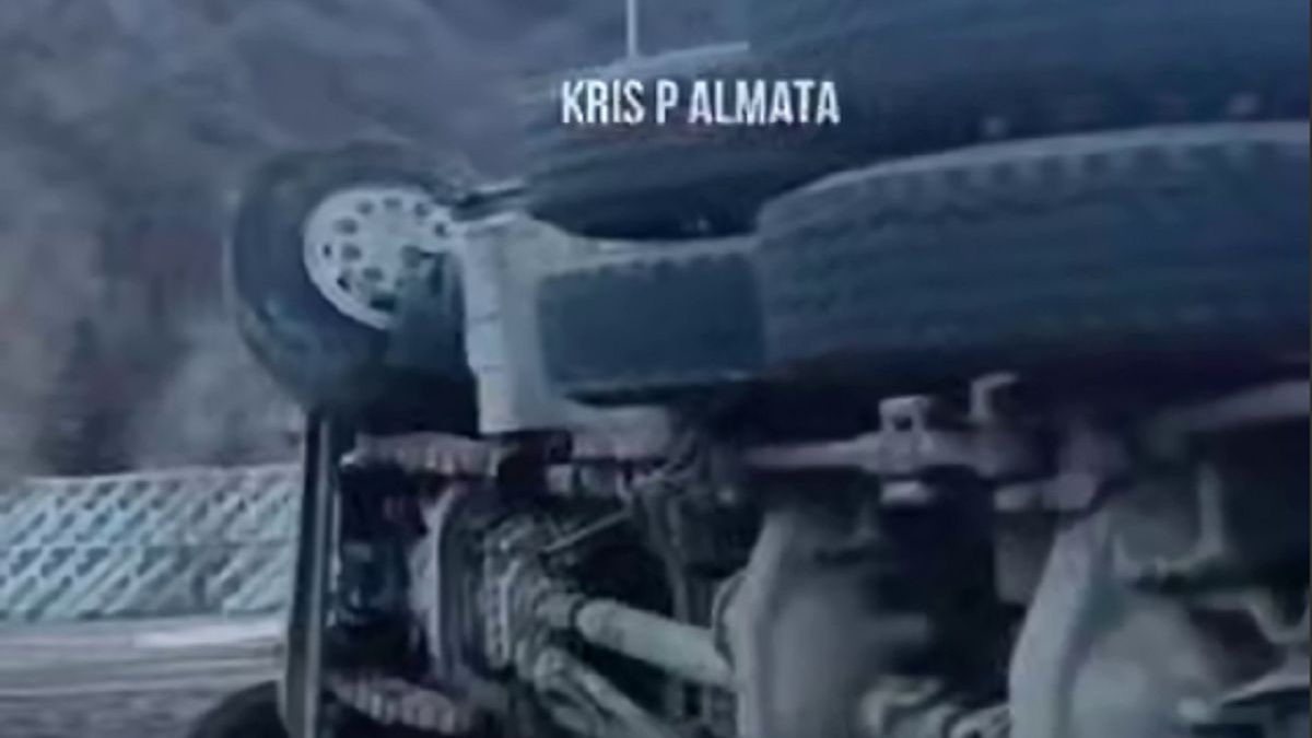 Автомобиль попал в аварию